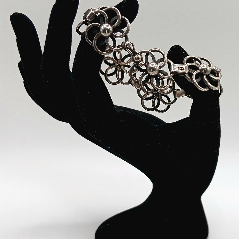 llaria Peru Chic Silver Flower Bracelet